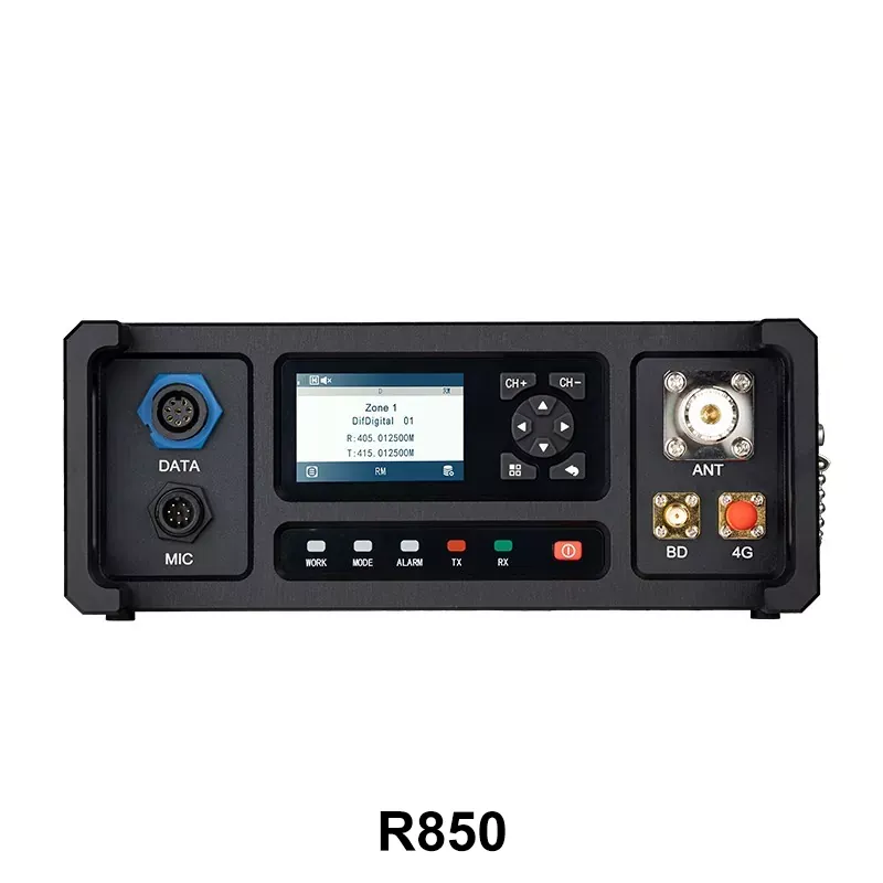 R850 ADHOC MANPACK -toisto